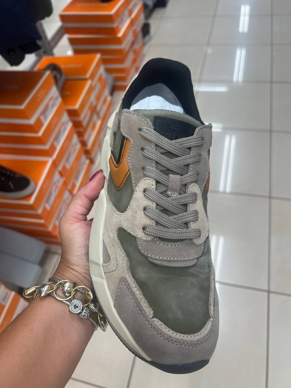 Фото Outlet