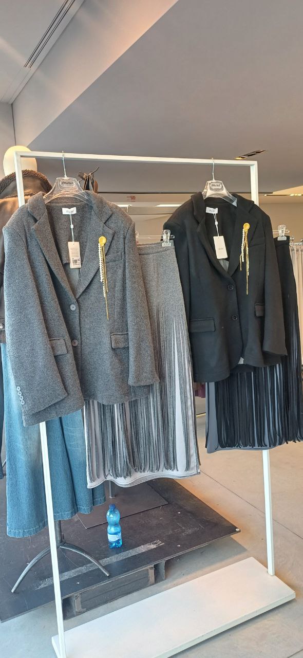 Adora Фото Adora