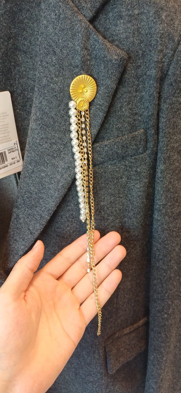 Adora Фото Adora