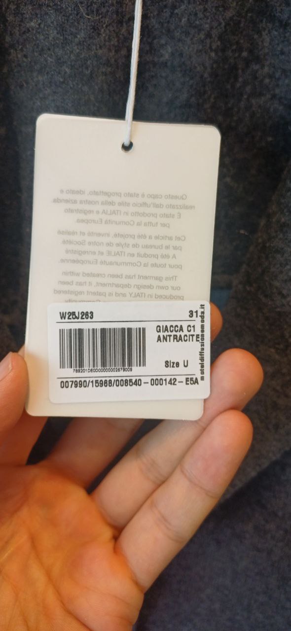 Adora Фото Adora