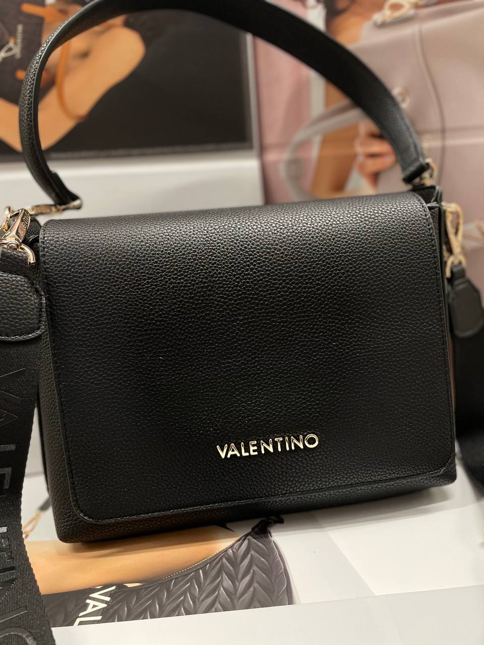 Фото Roberto Serpentini