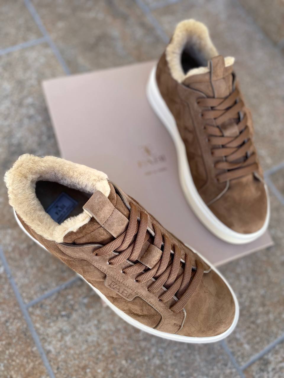 Фото Gil Santucci