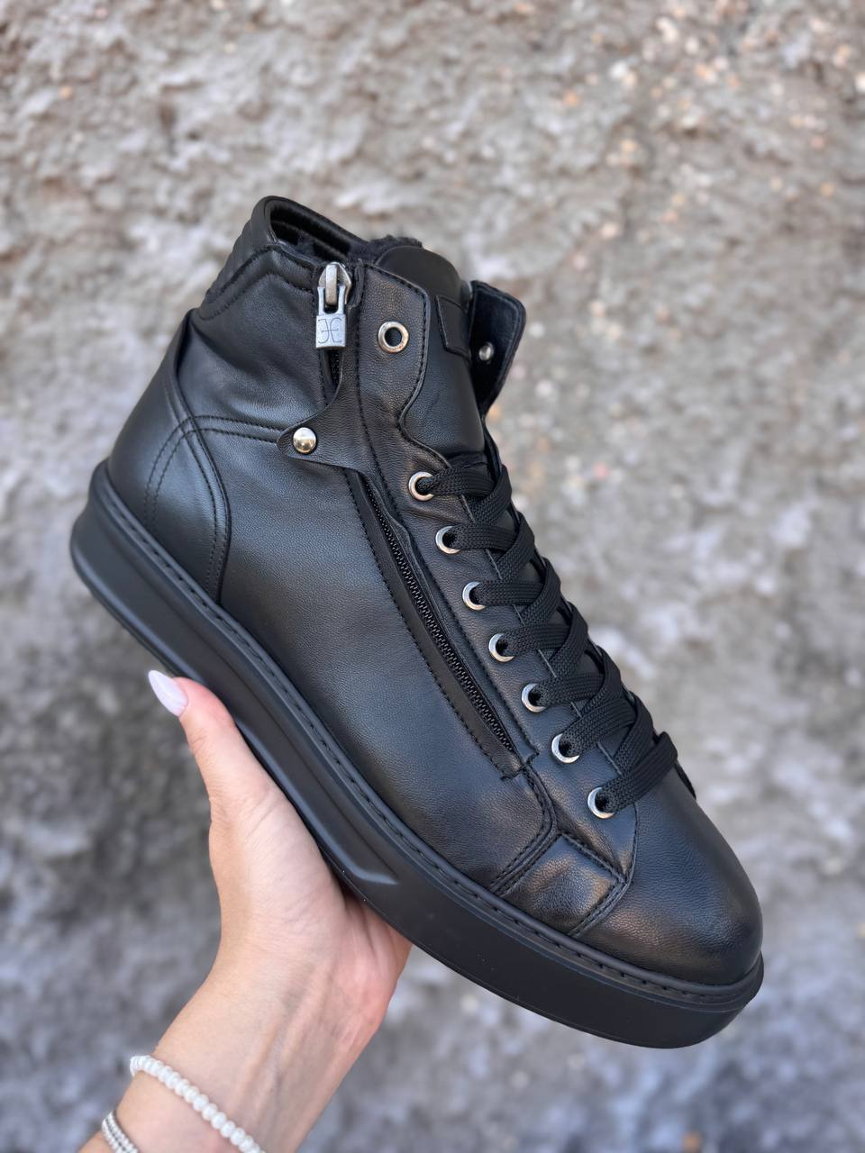 Фото Gil Santucci