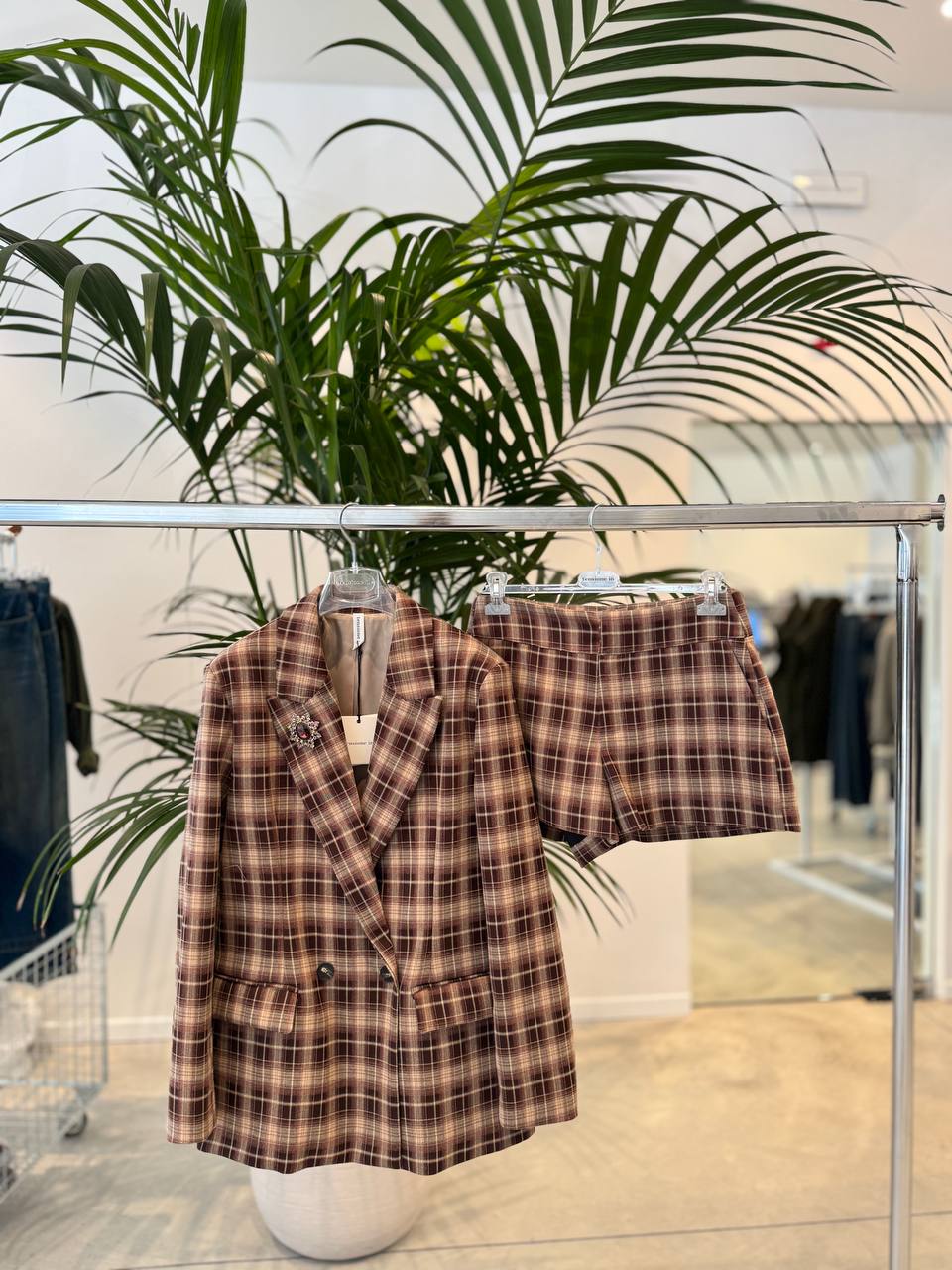 Фото Tensione in