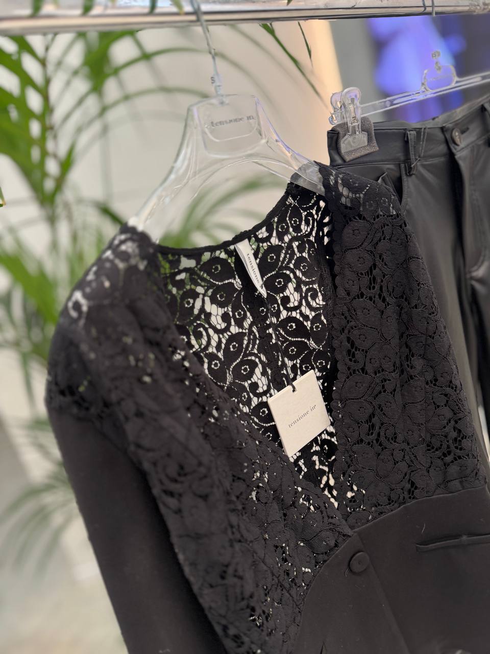 Фото Tensione in