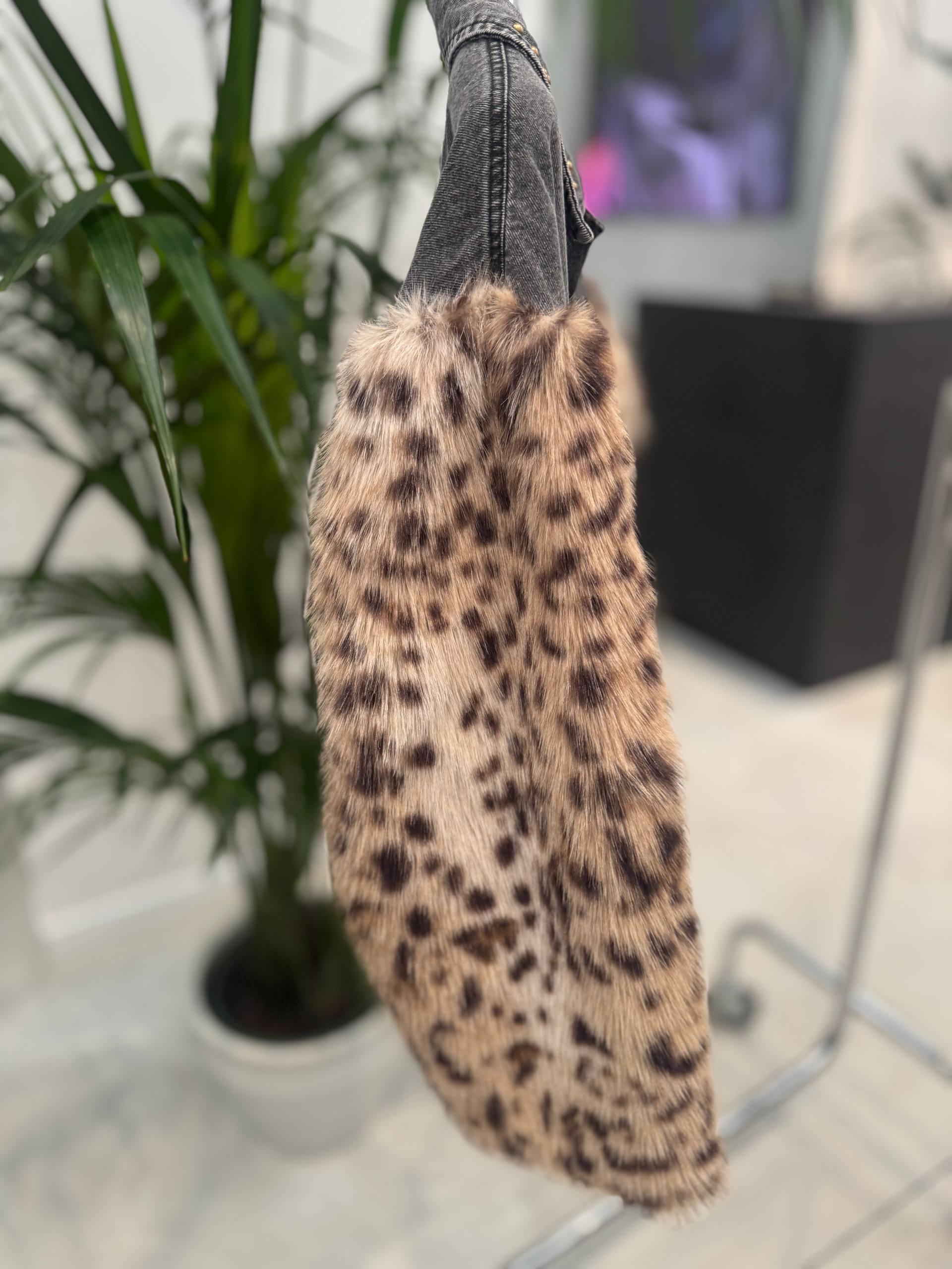 Фото Tensione in