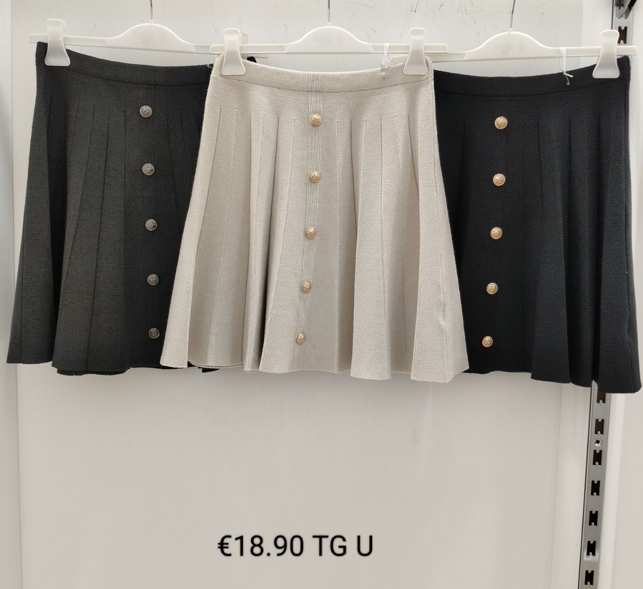 New J Фото New J