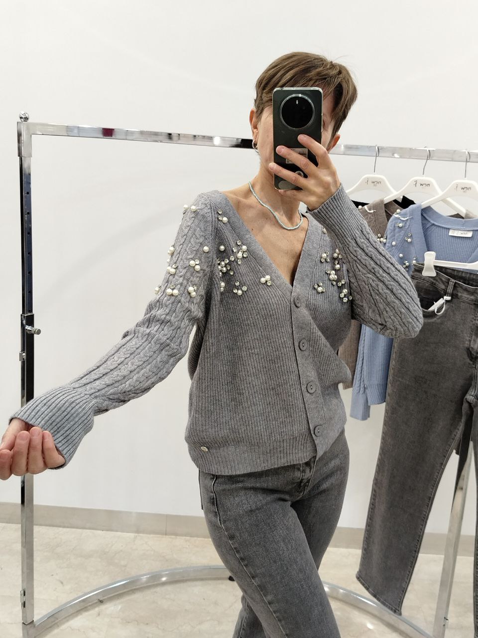 New J Фото New J