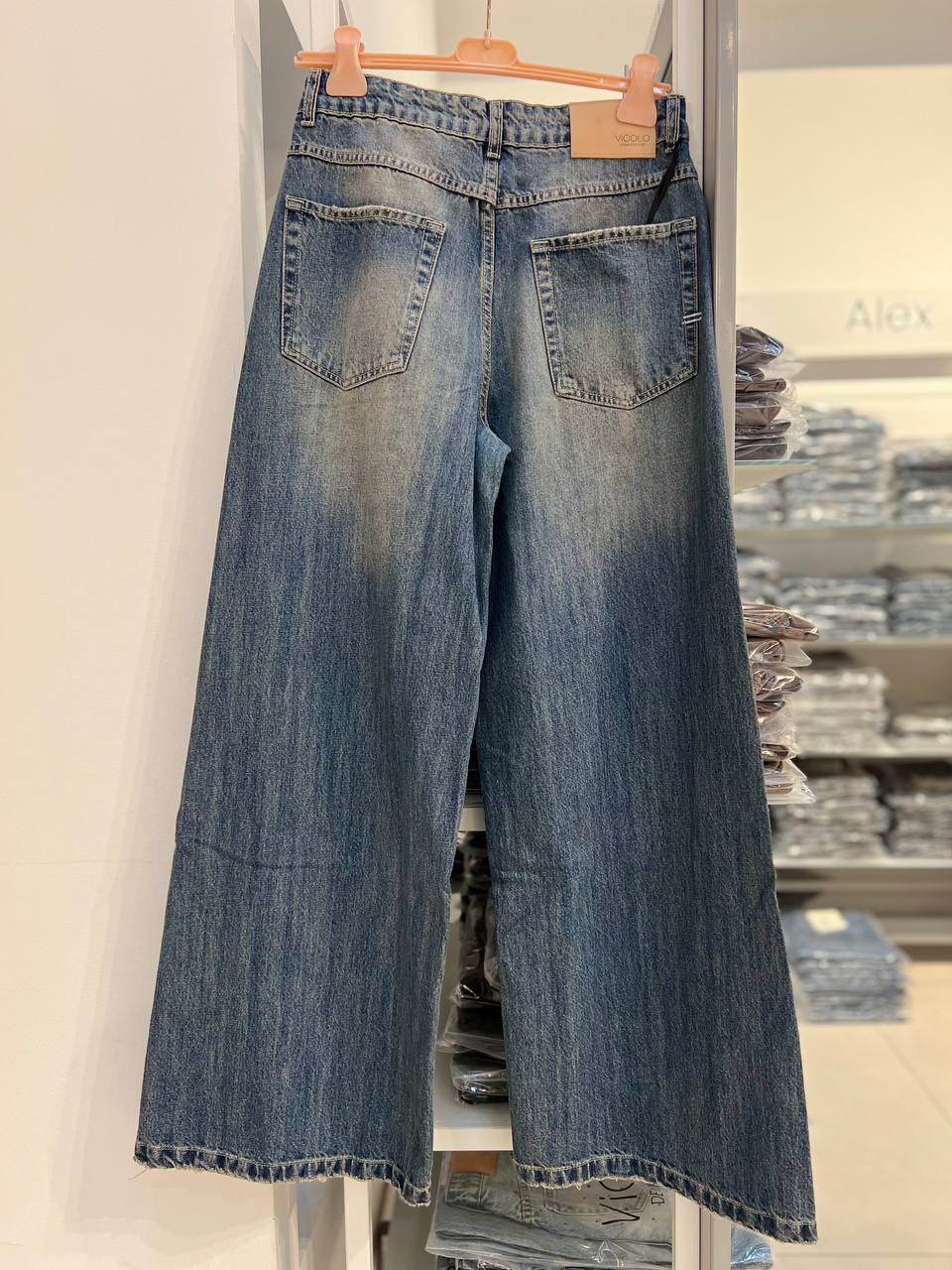 Vicolo Фото Vicolo