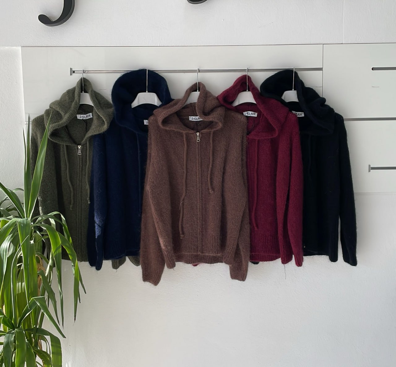 Фото Joie Clair (J-Clair)