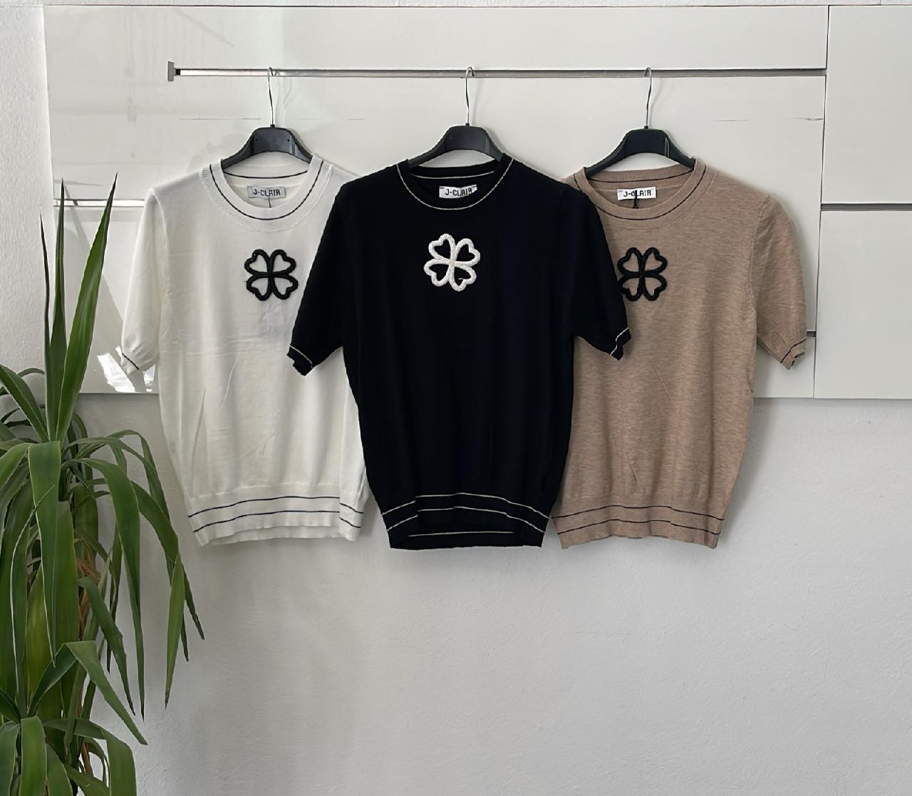 Фото Joie Clair (J-Clair)