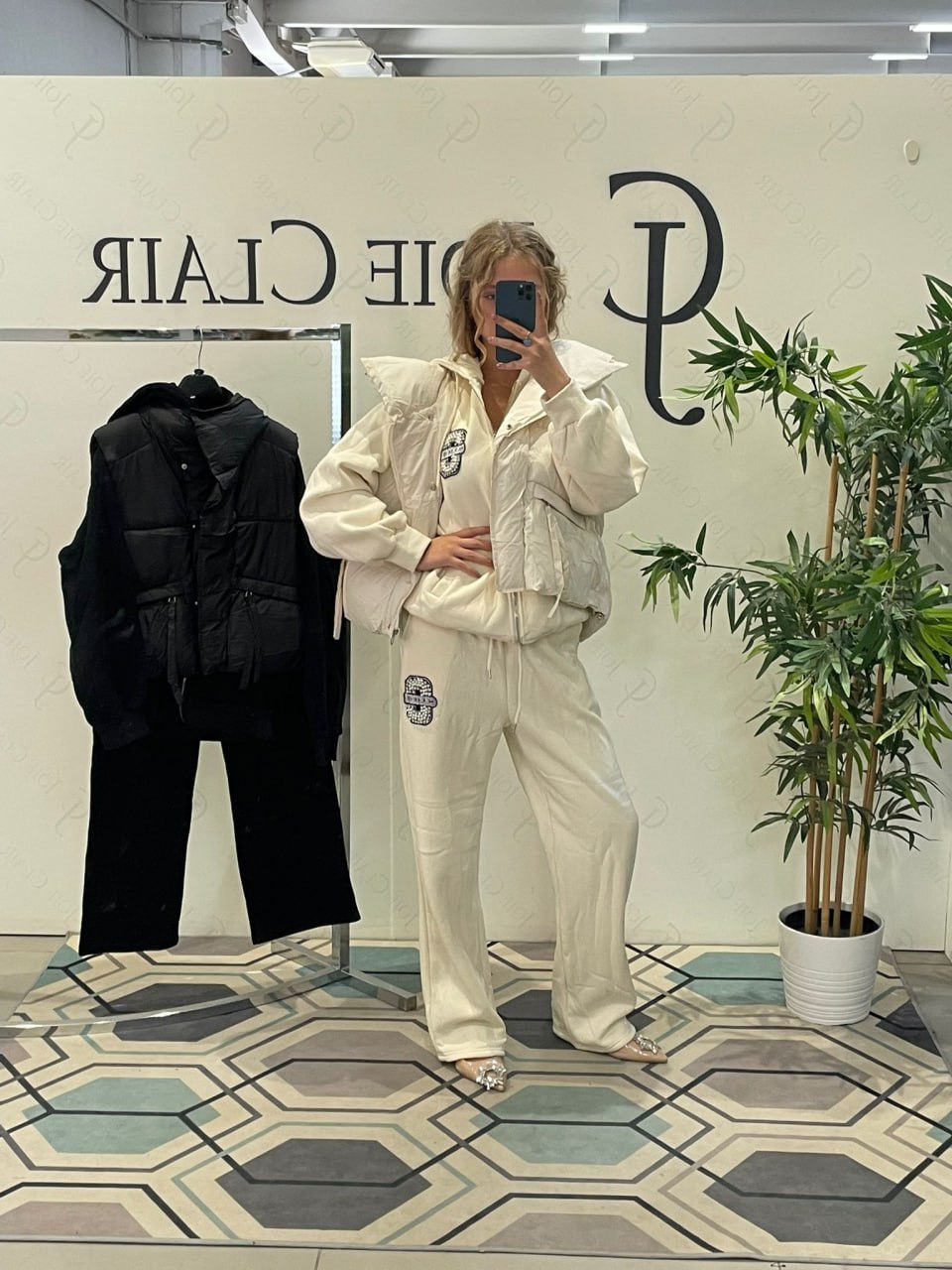 Фото Joie Clair (J-Clair)