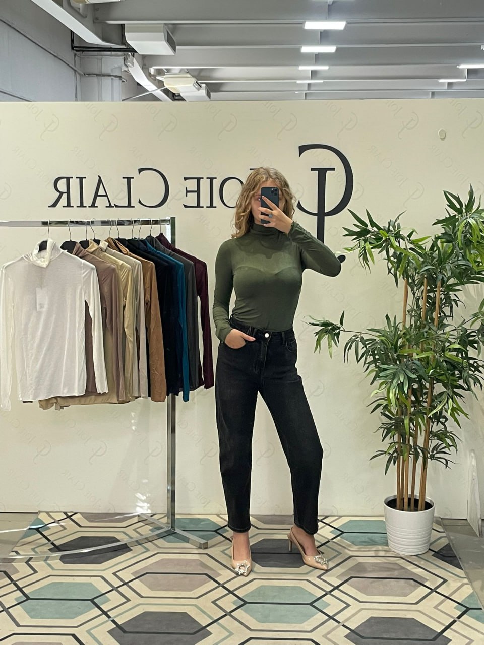 Фото Joie Clair (J-Clair)