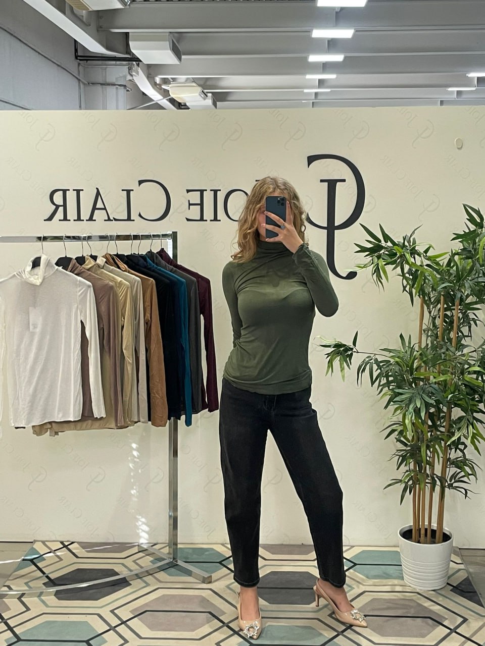 Фото Joie Clair (J-Clair)