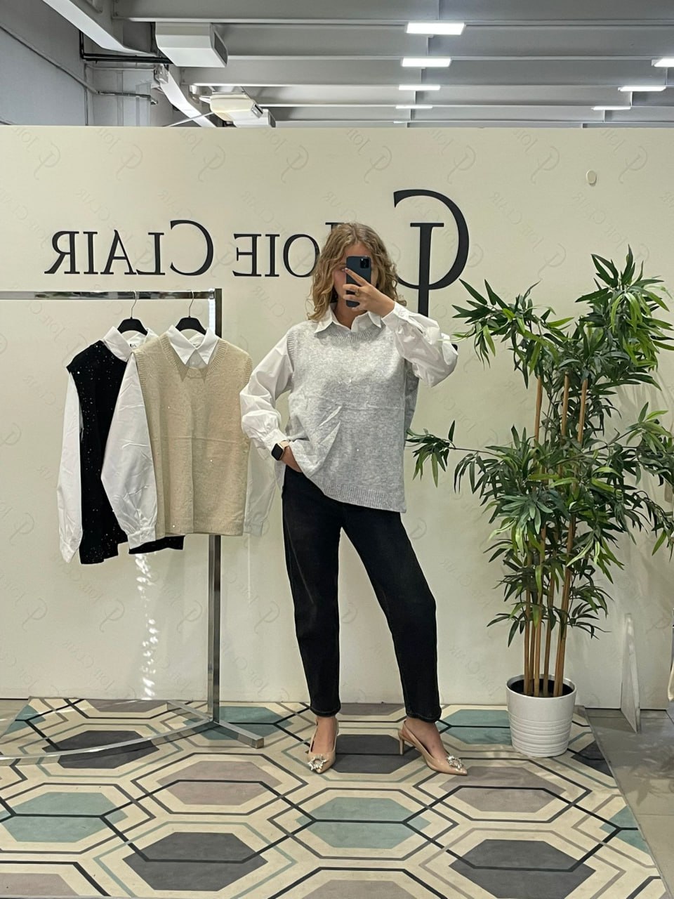 Фото Joie Clair (J-Clair)