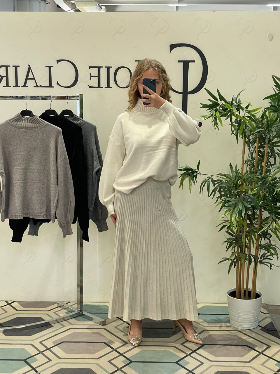 Фото Joie Clair (J-Clair)