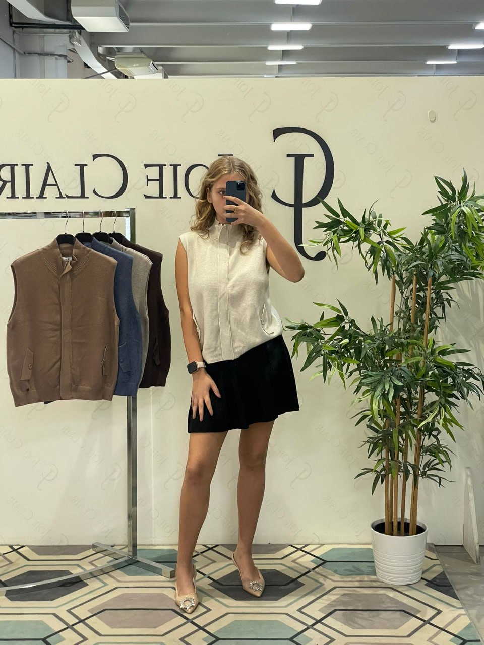 Фото Joie Clair (J-Clair)