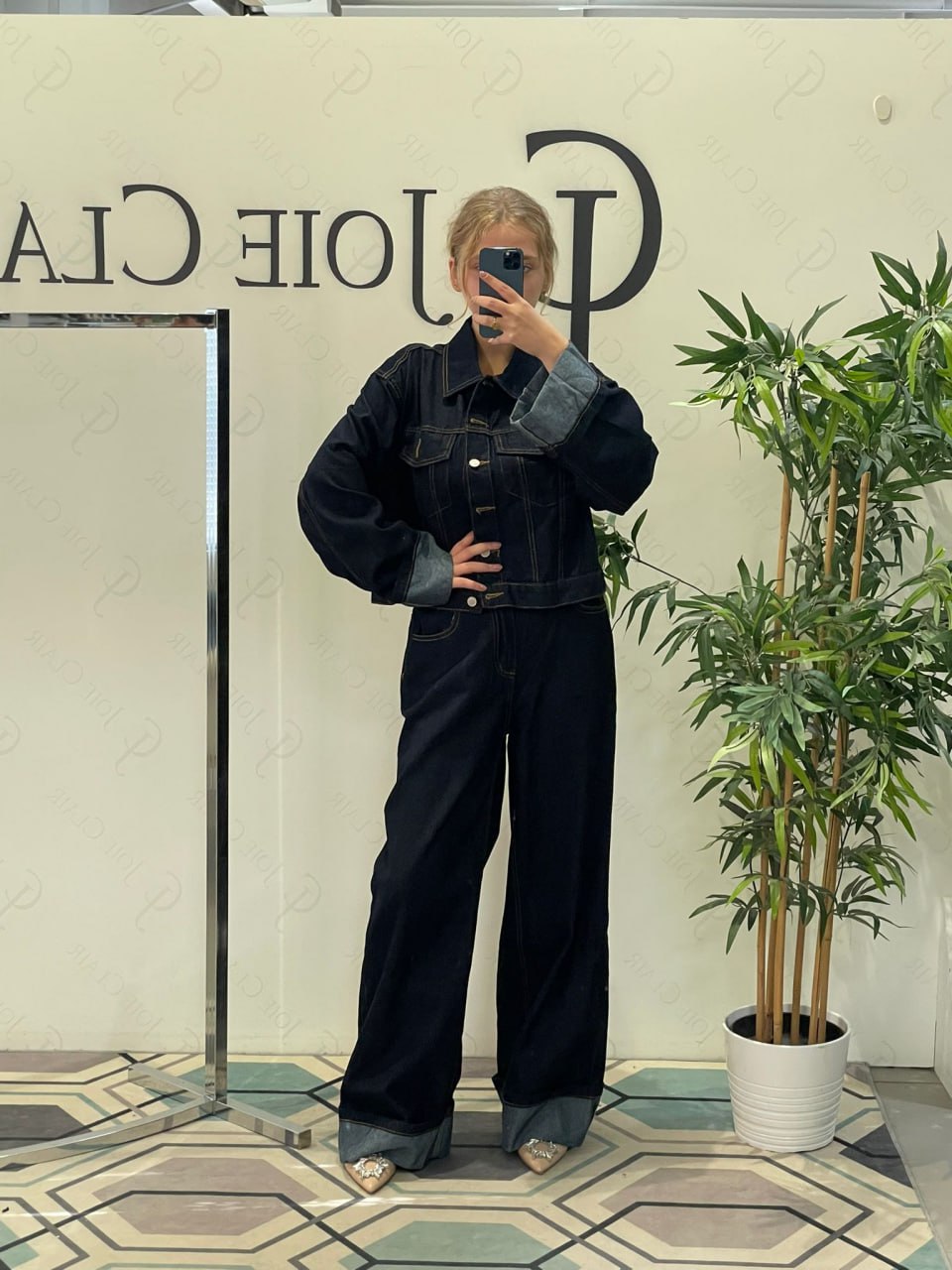 Фото Joie Clair (J-Clair)