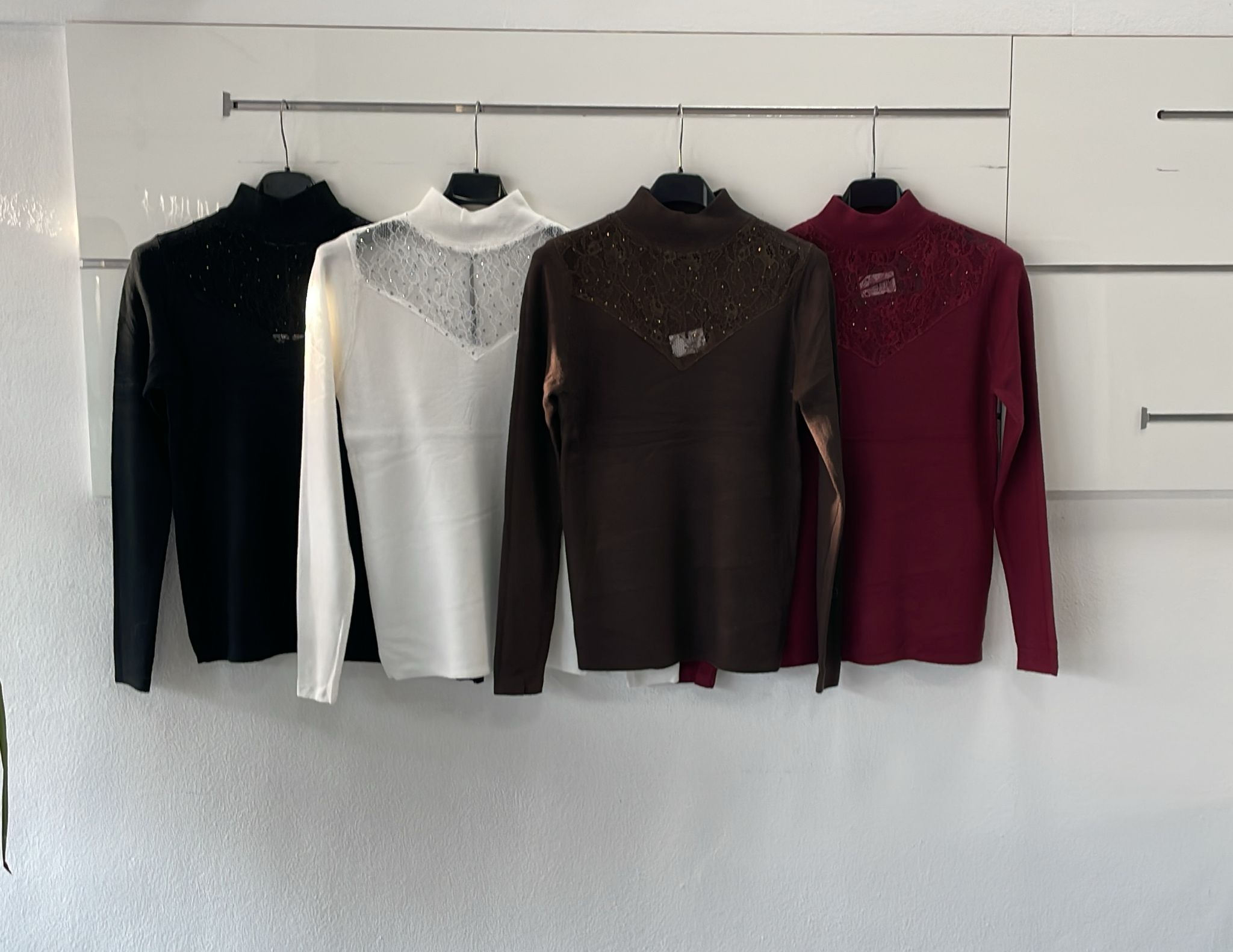 Фото Joie Clair (J-Clair)