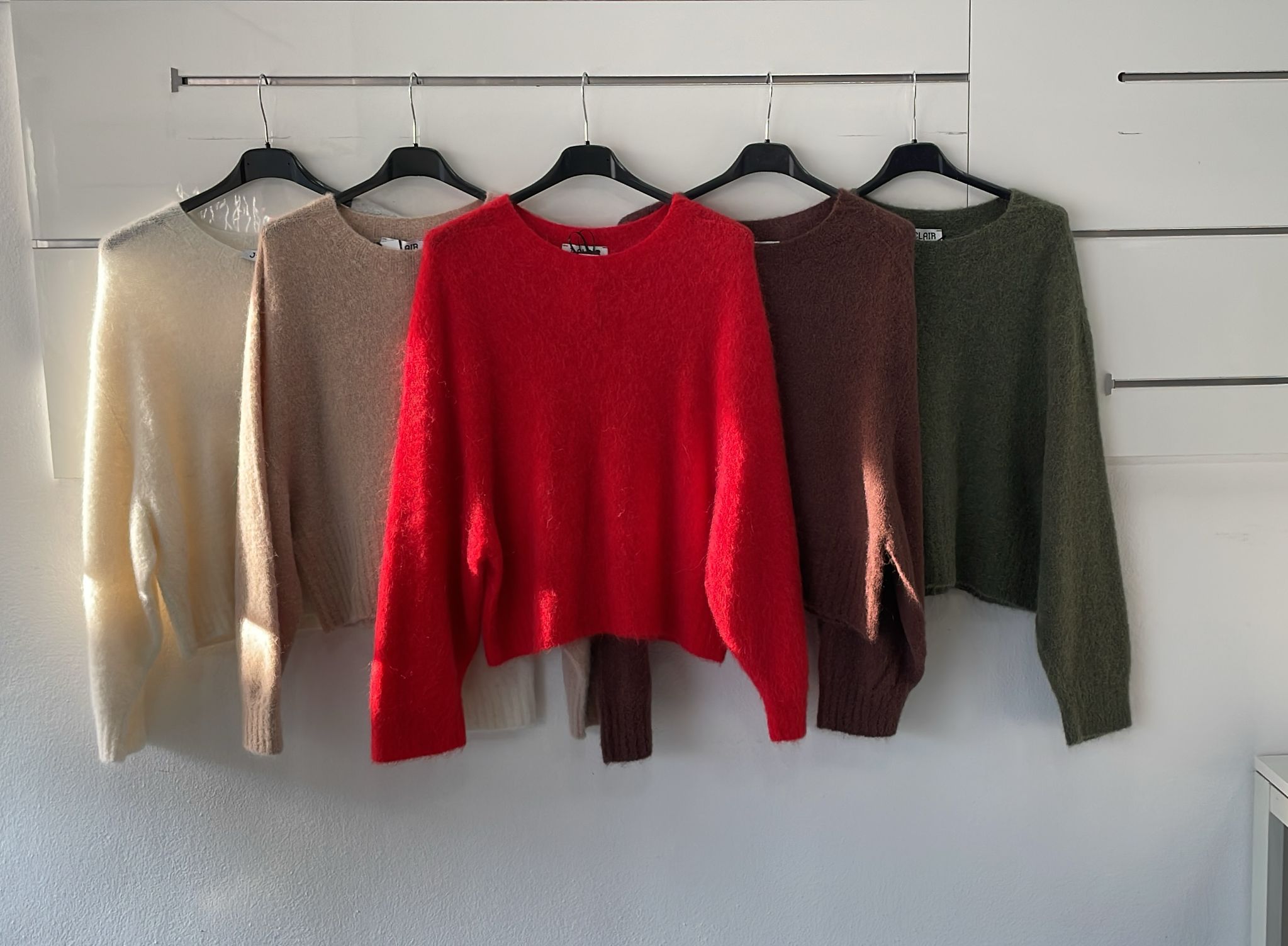 Фото Joie Clair (J-Clair)