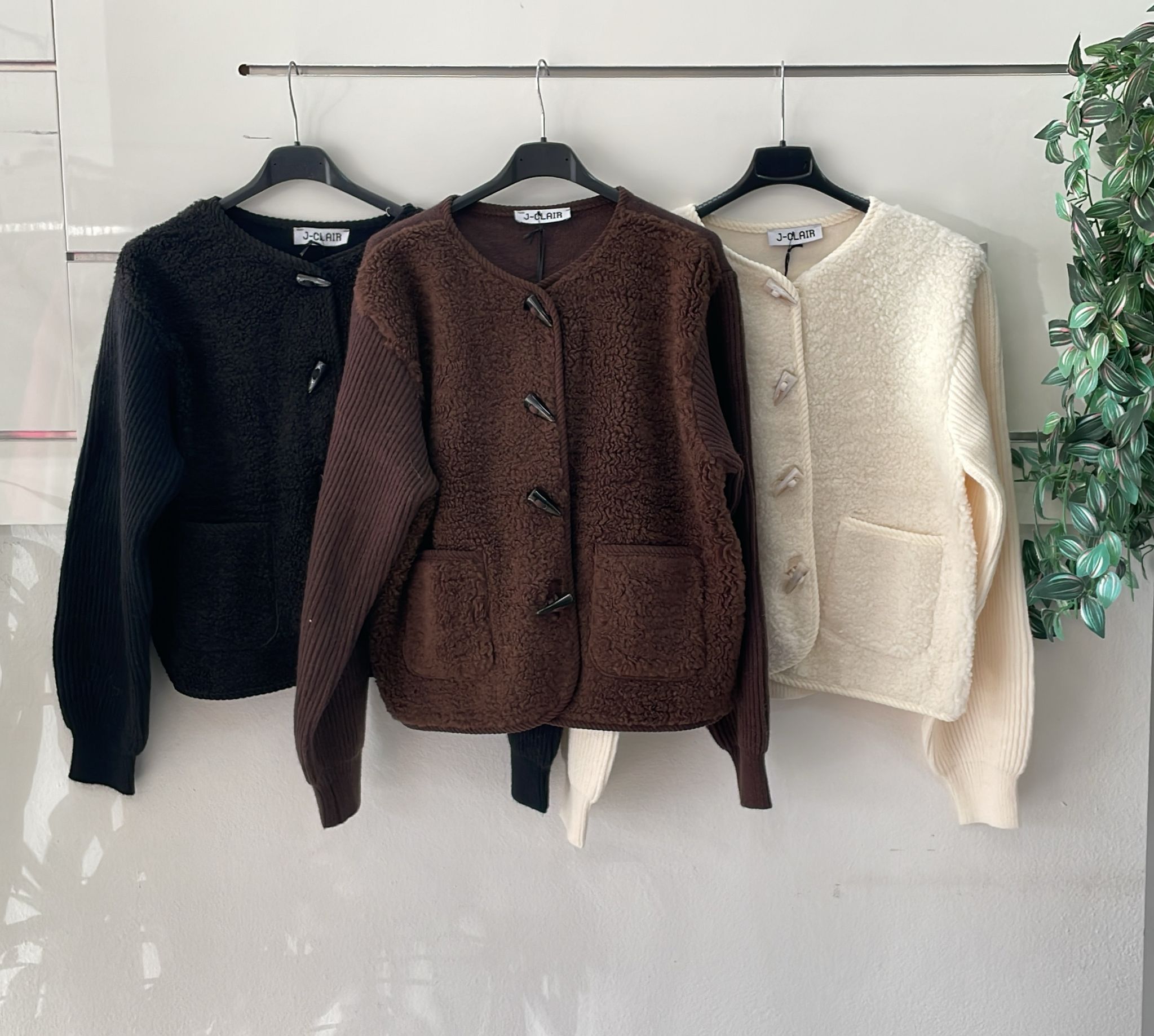 Фото Joie Clair (J-Clair)