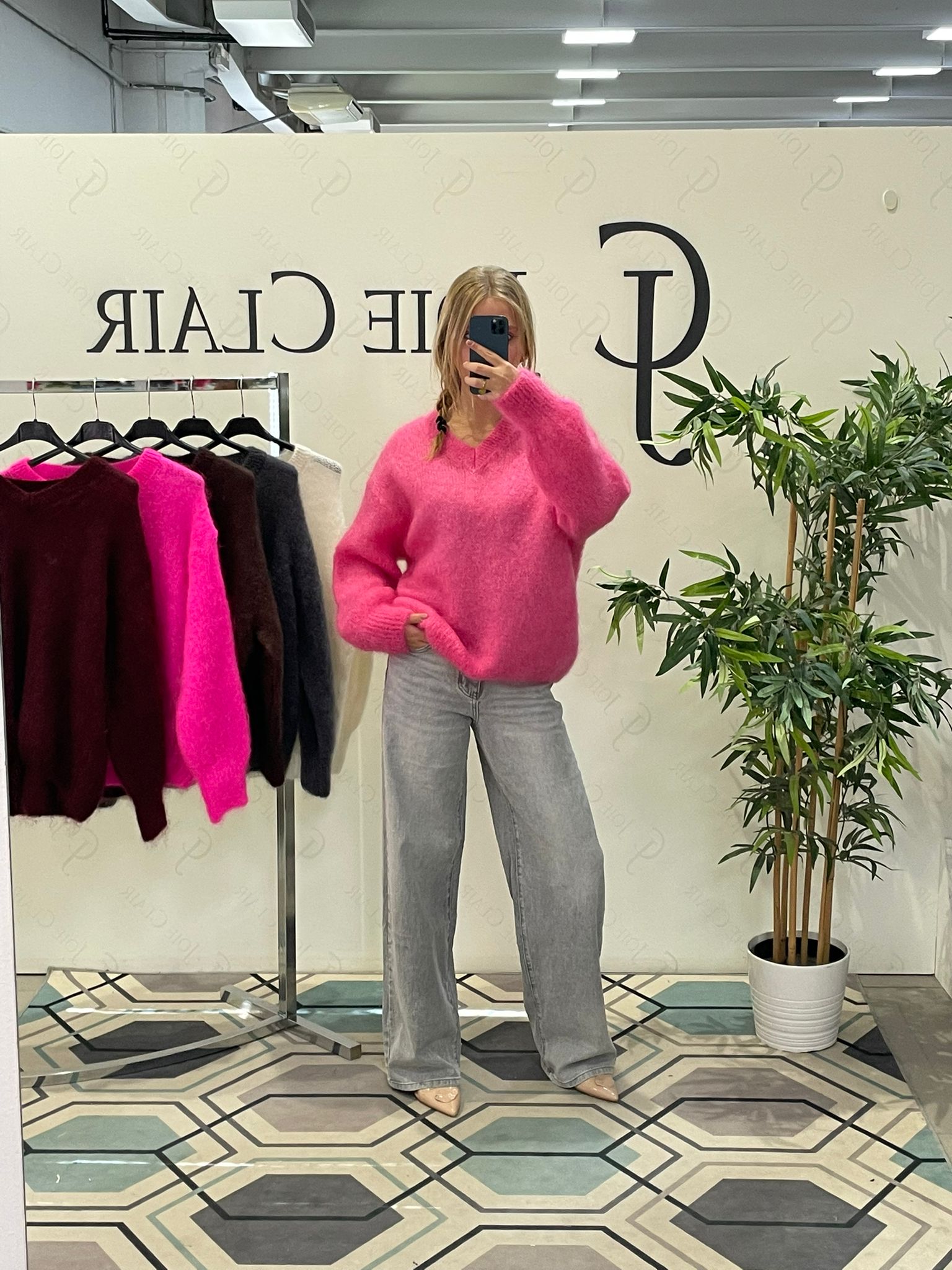 Фото Joie Clair (J-Clair)