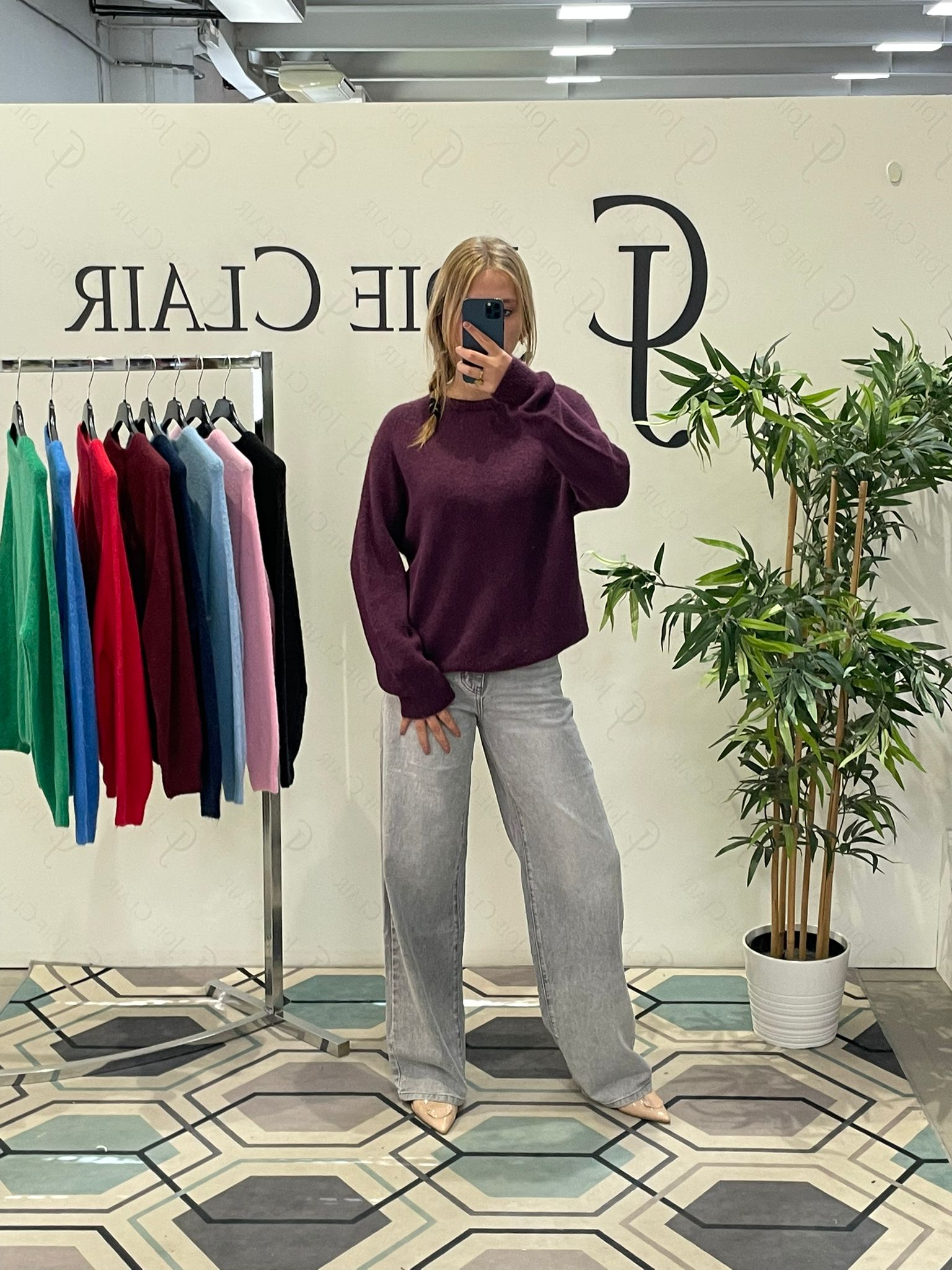 Фото Joie Clair (J-Clair)