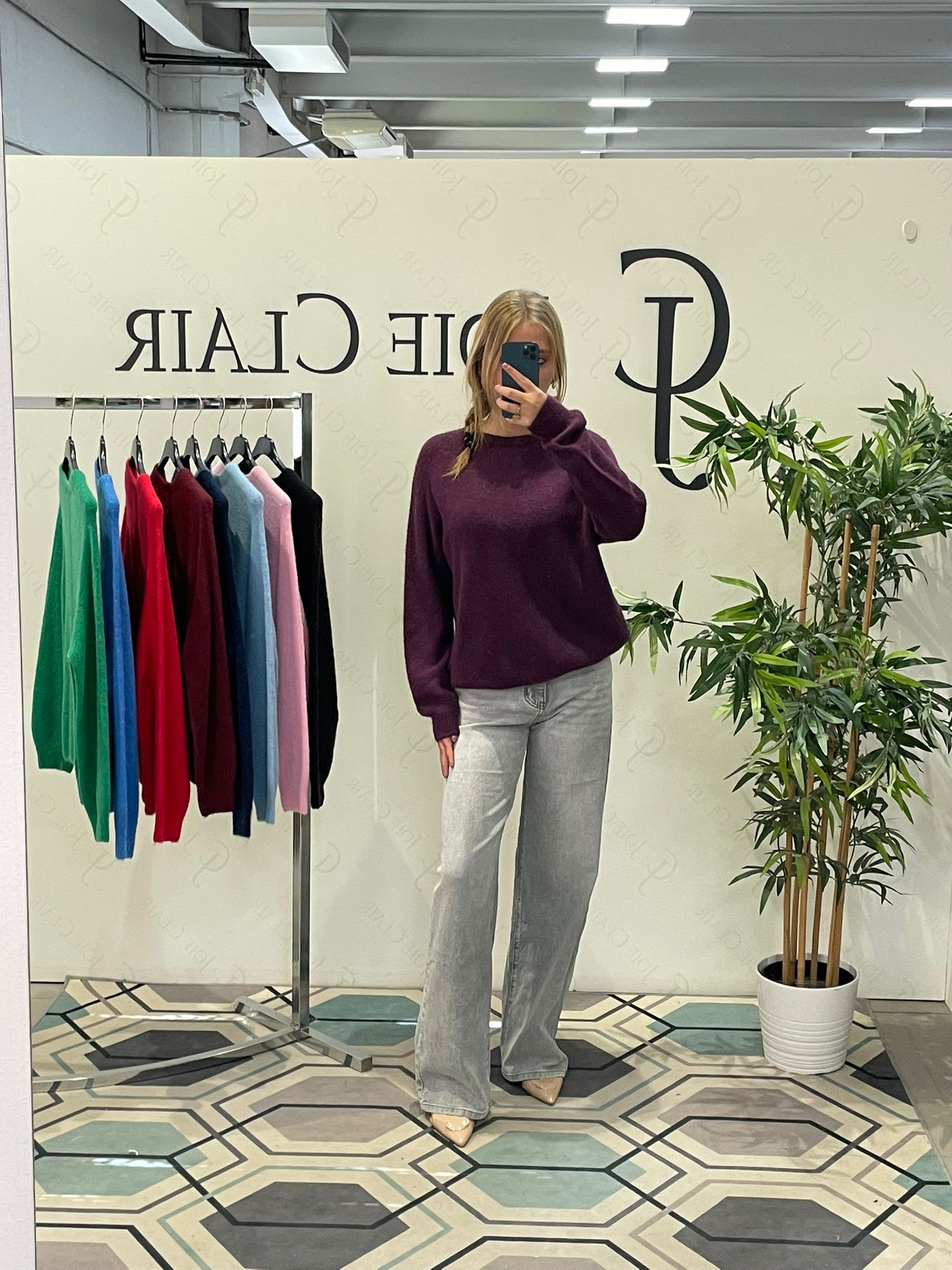 Фото Joie Clair (J-Clair)