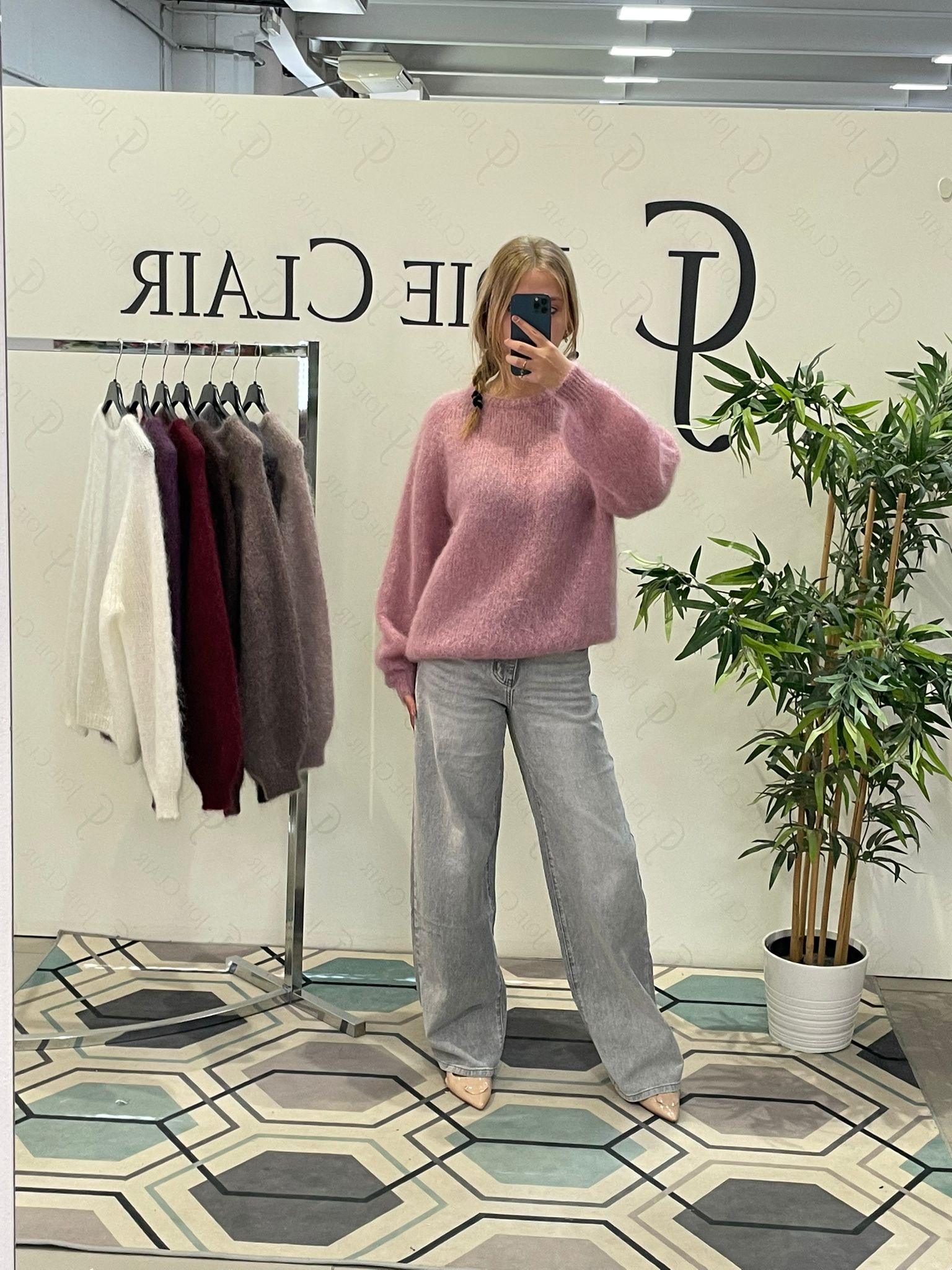 Фото Joie Clair (J-Clair)