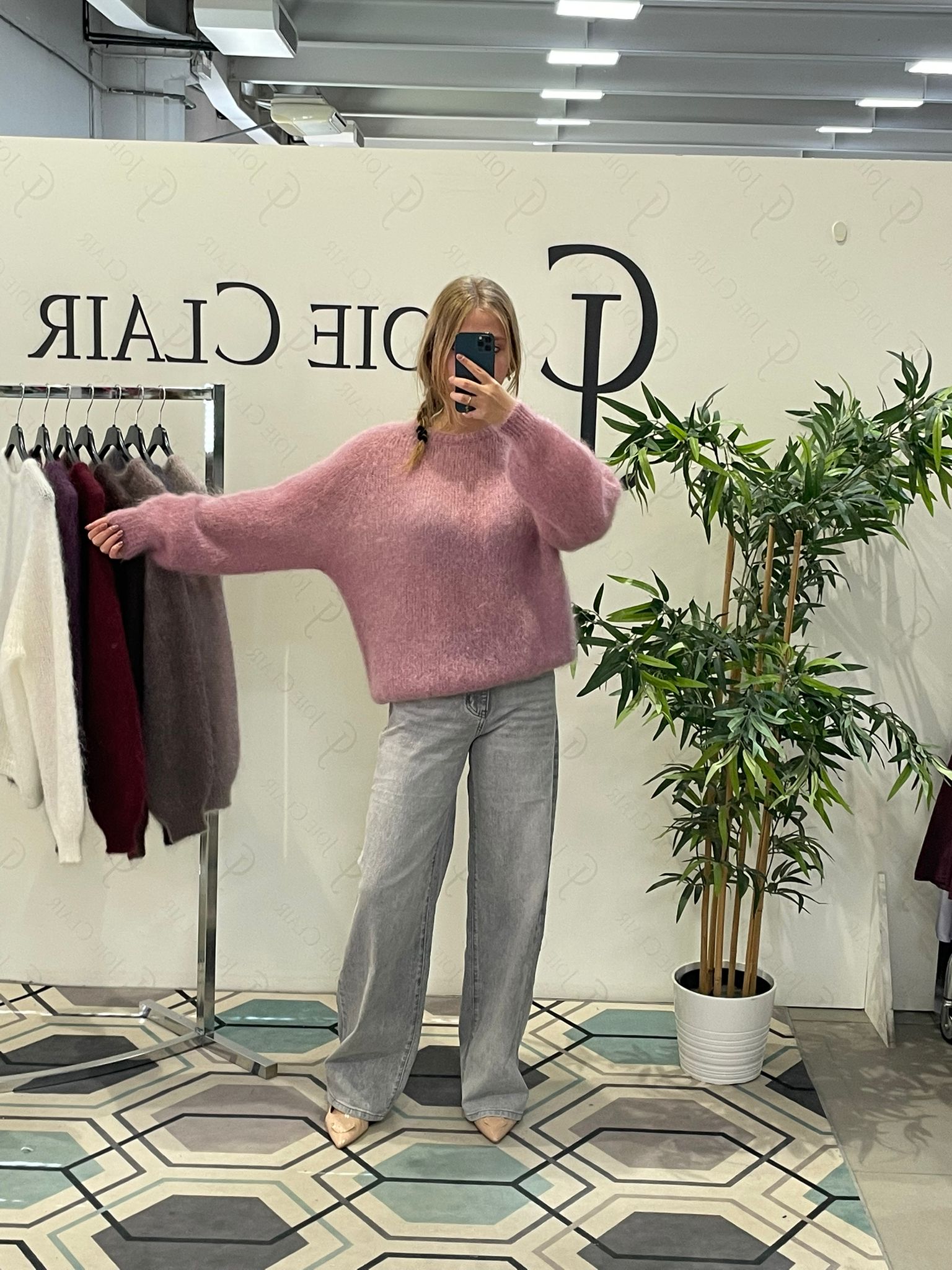 Фото Joie Clair (J-Clair)