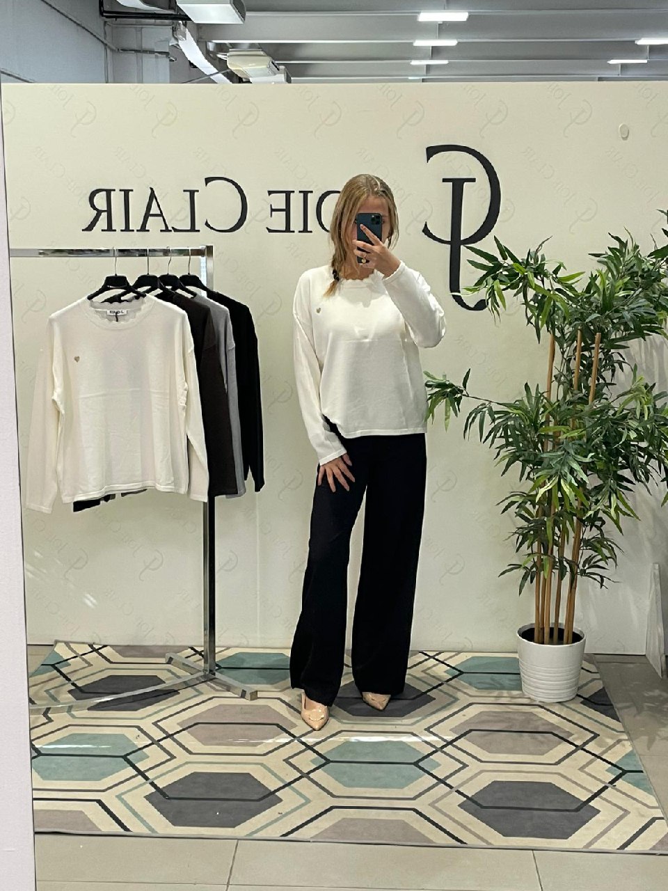 Фото Joie Clair (J-Clair)