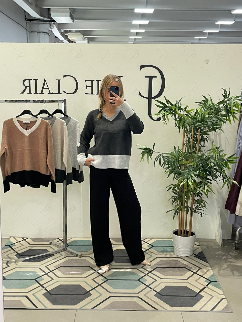 Фото Joie Clair (J-Clair)