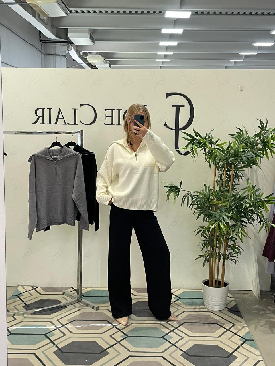 Фото Joie Clair (J-Clair)