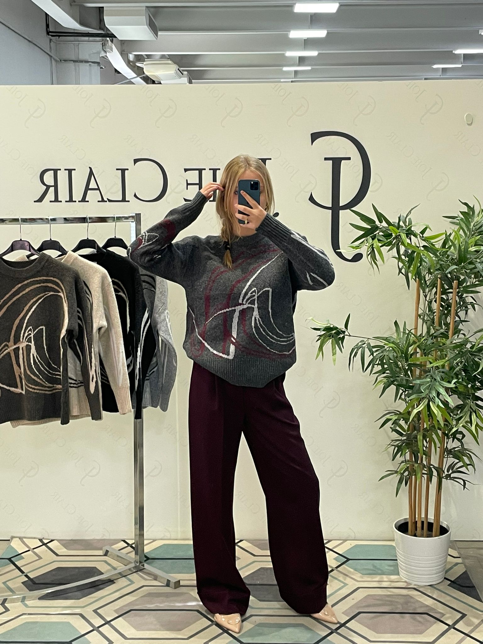 Фото Joie Clair (J-Clair)