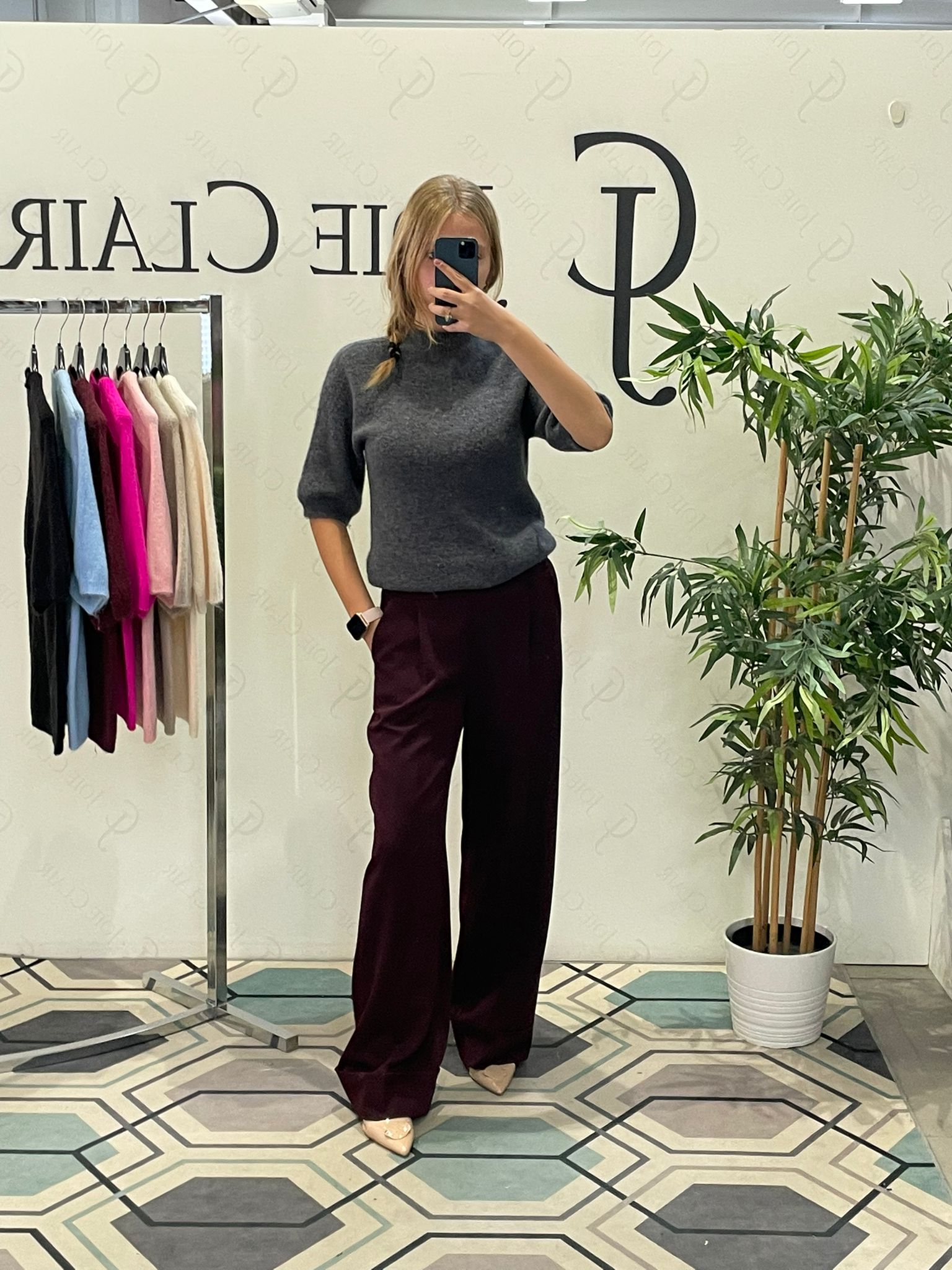 Фото Joie Clair (J-Clair)