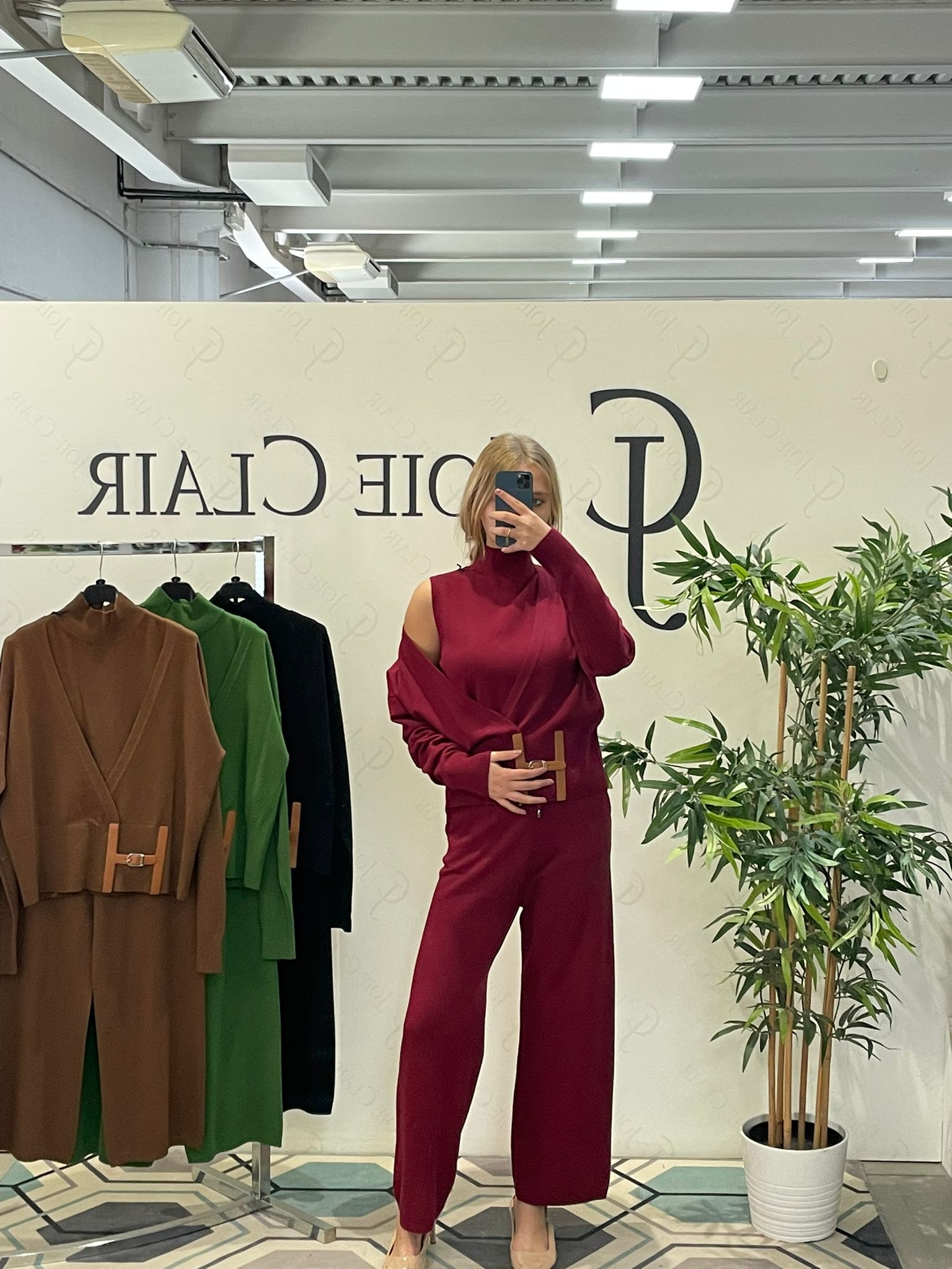 Фото Joie Clair (J-Clair)