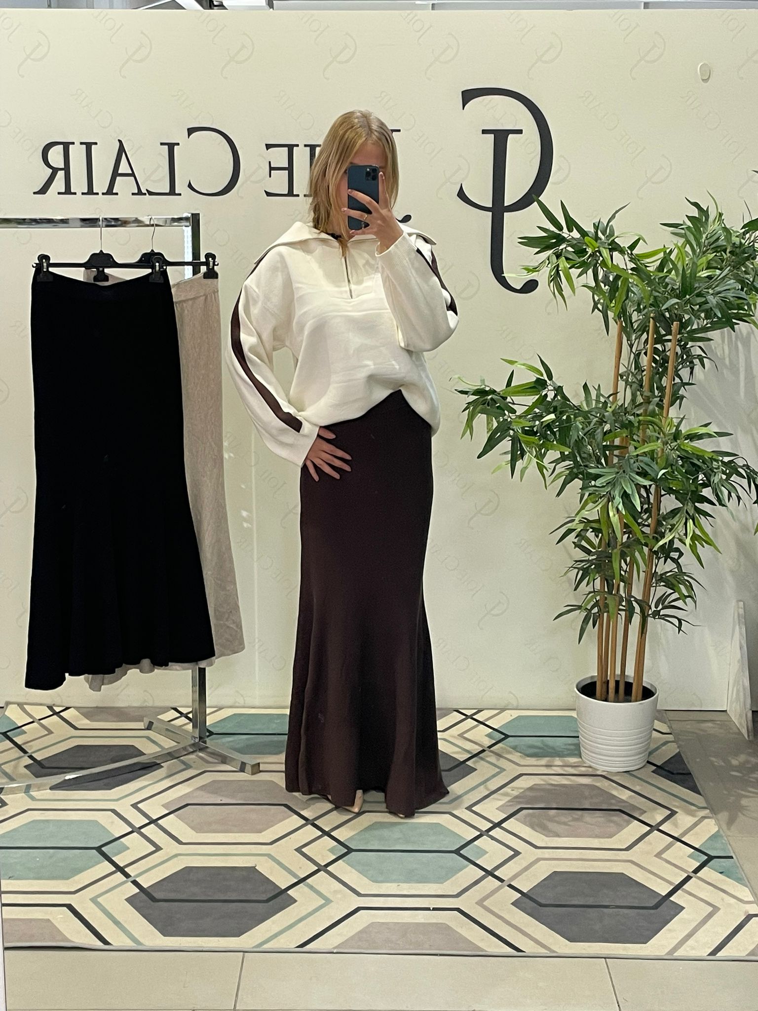 Фото Joie Clair (J-Clair)