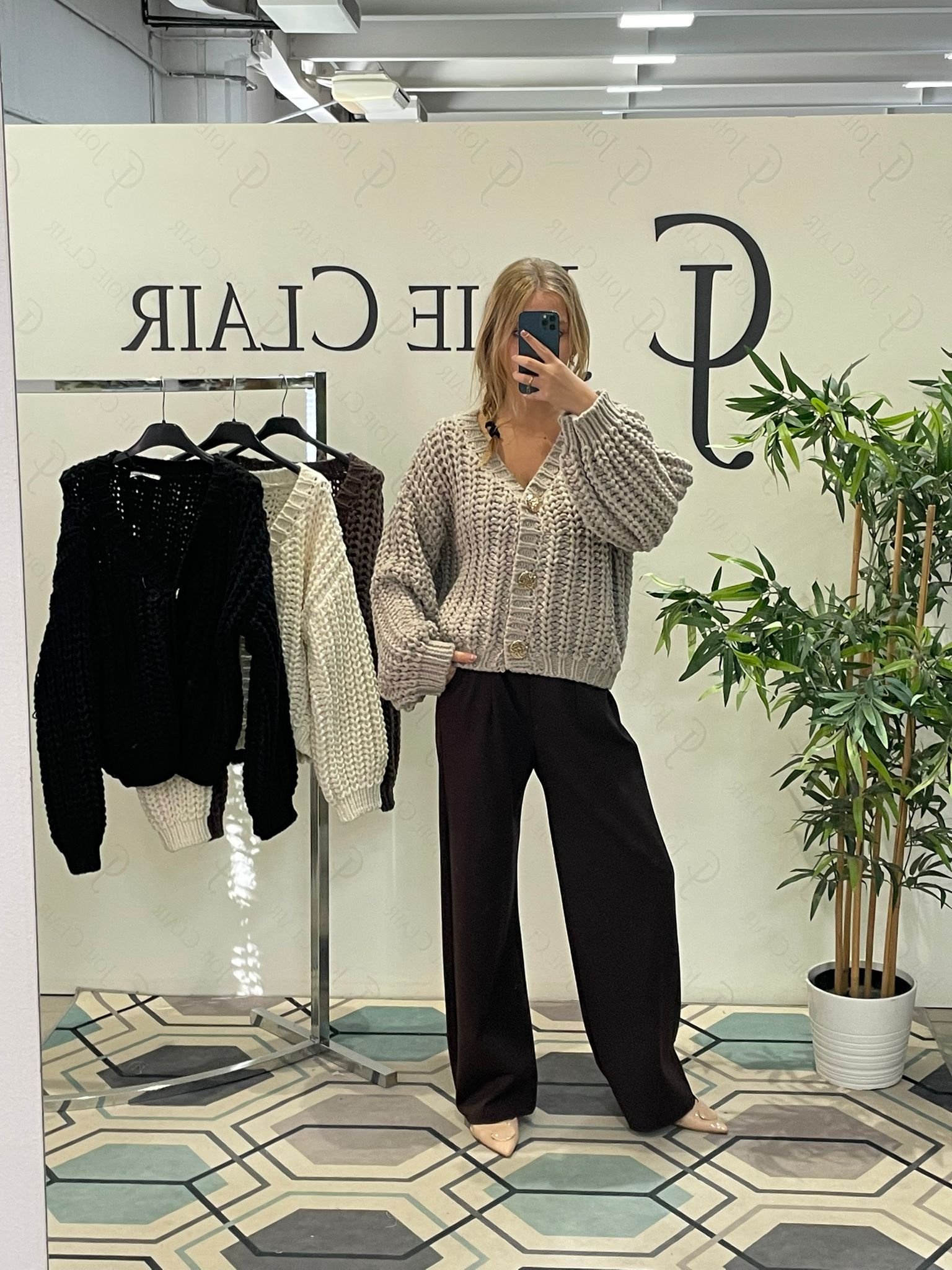 Фото Joie Clair (J-Clair)