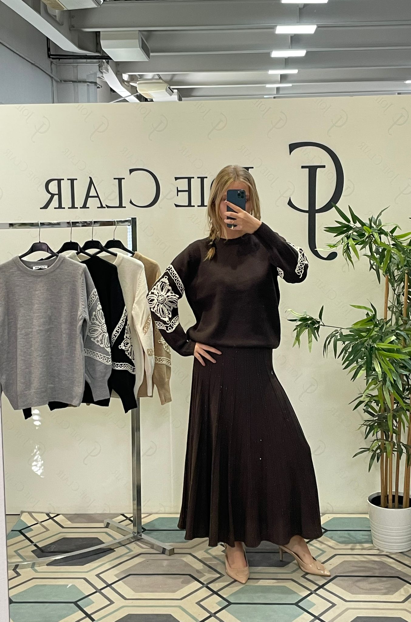 Фото Joie Clair (J-Clair)