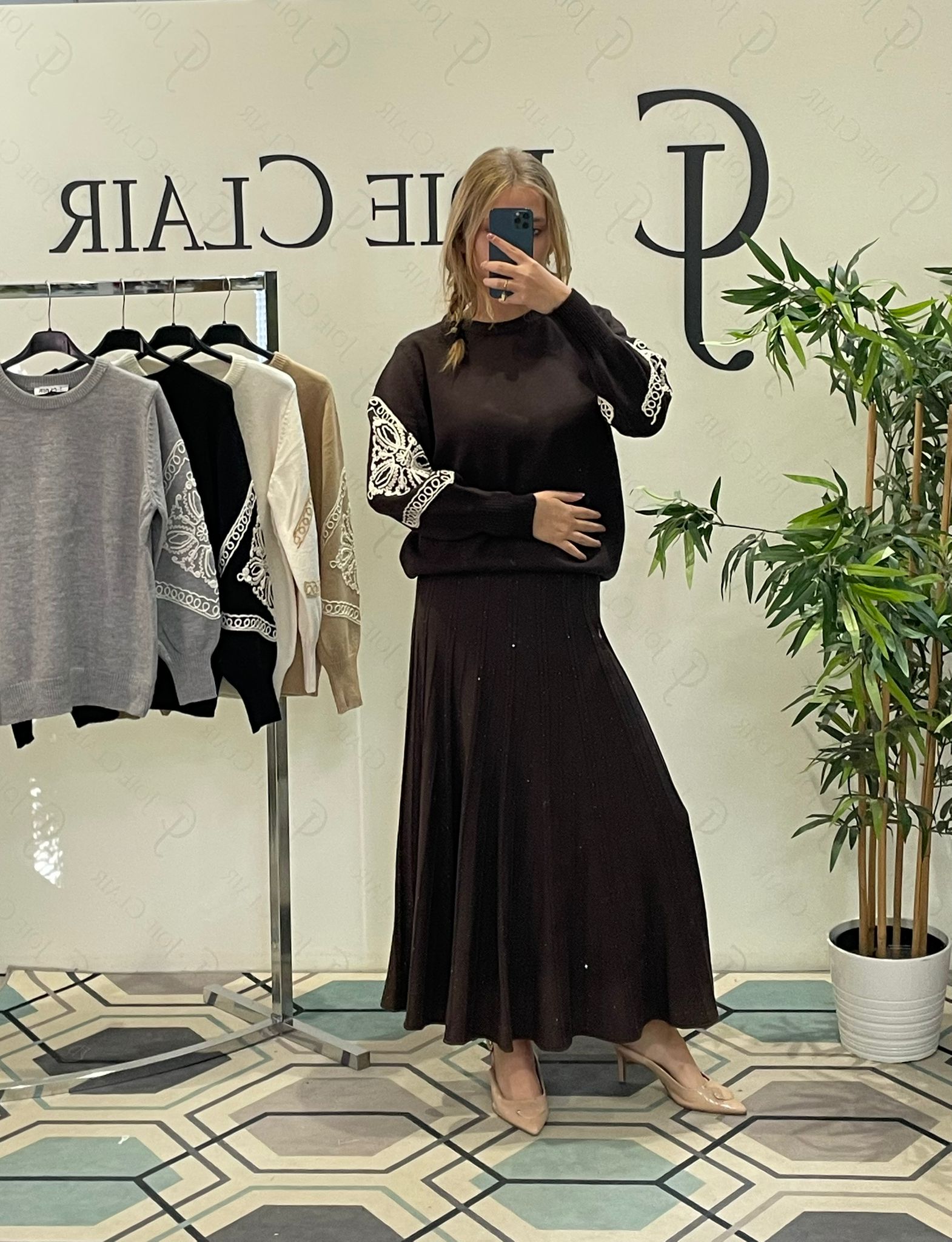 Фото Joie Clair (J-Clair)