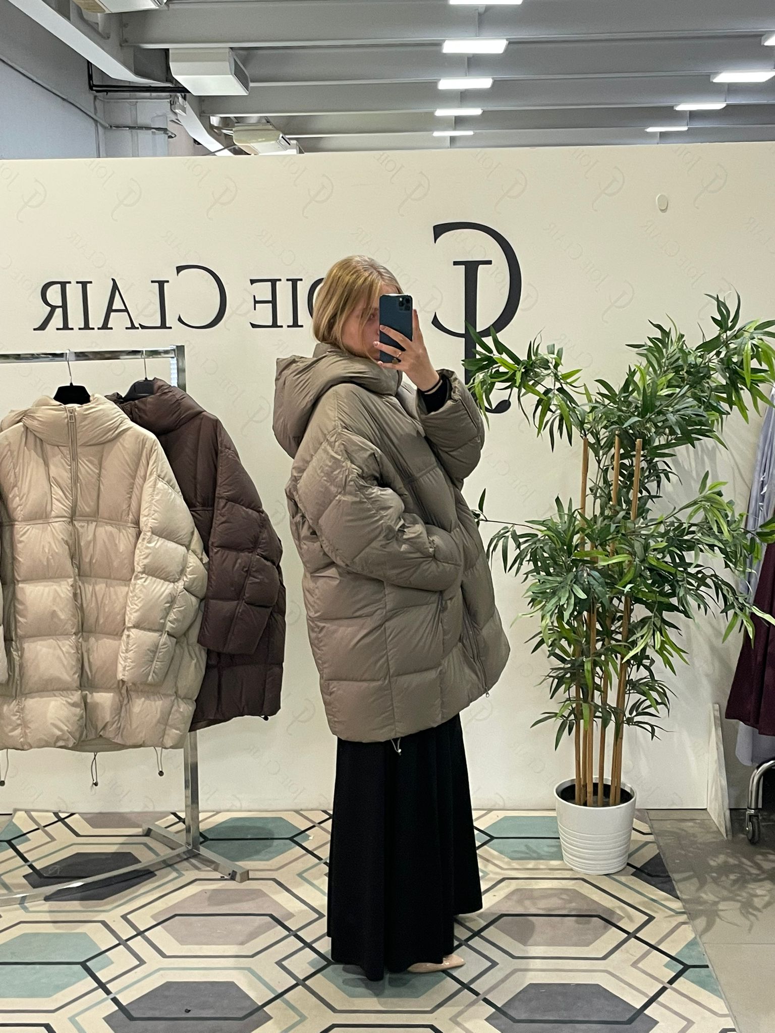 Фото Joie Clair (J-Clair)