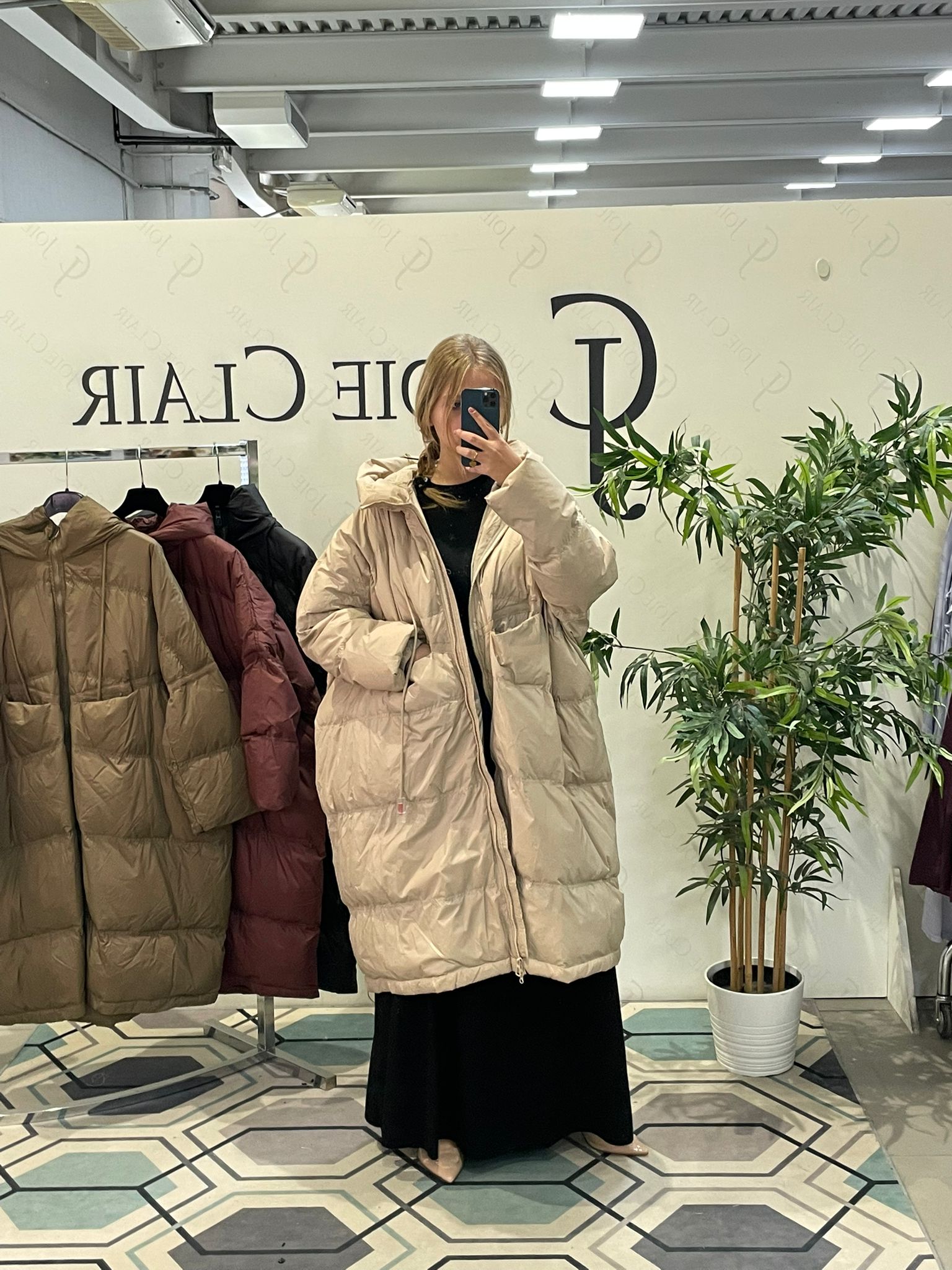 Фото Joie Clair (J-Clair)