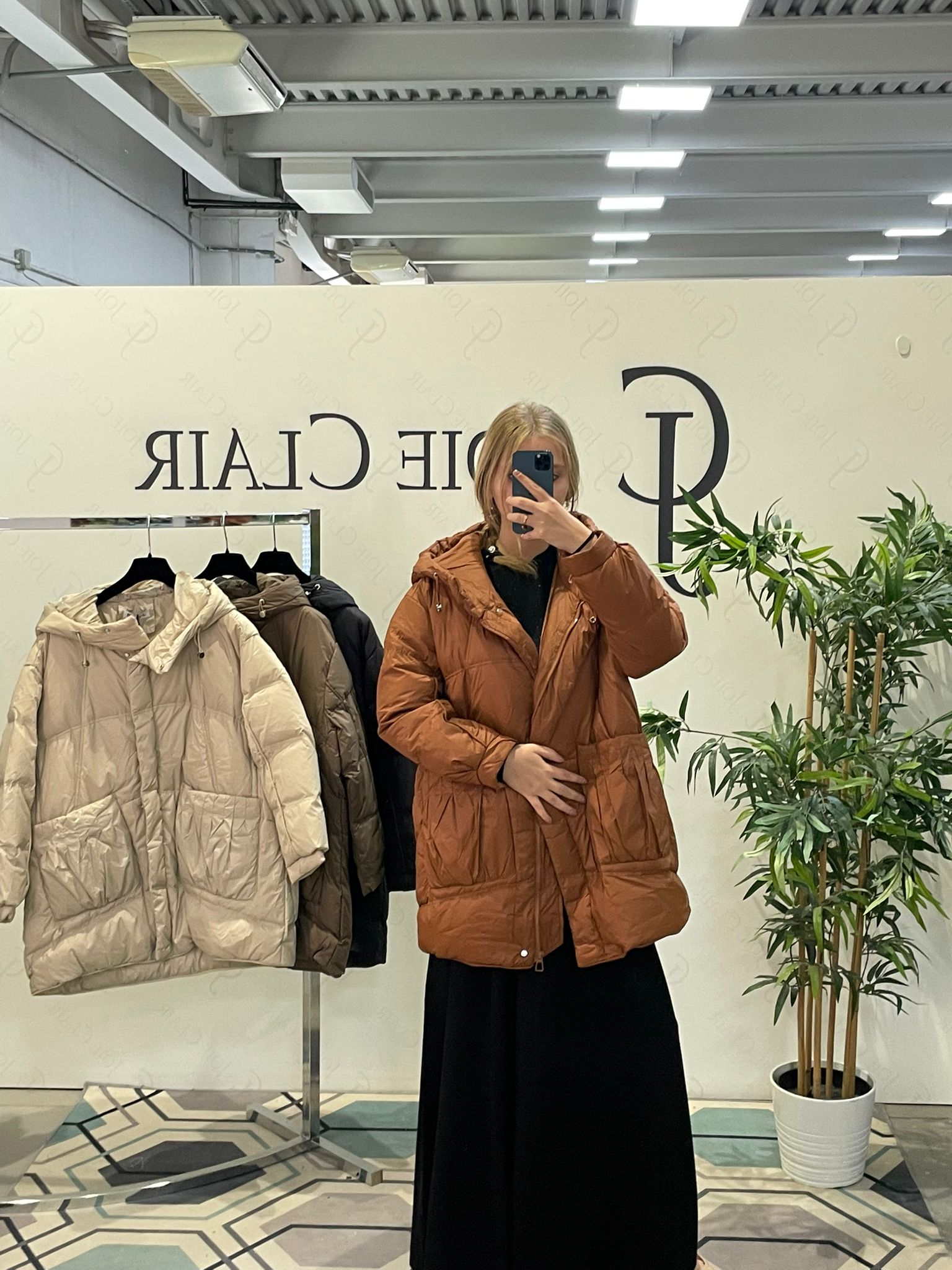 Фото Joie Clair (J-Clair)