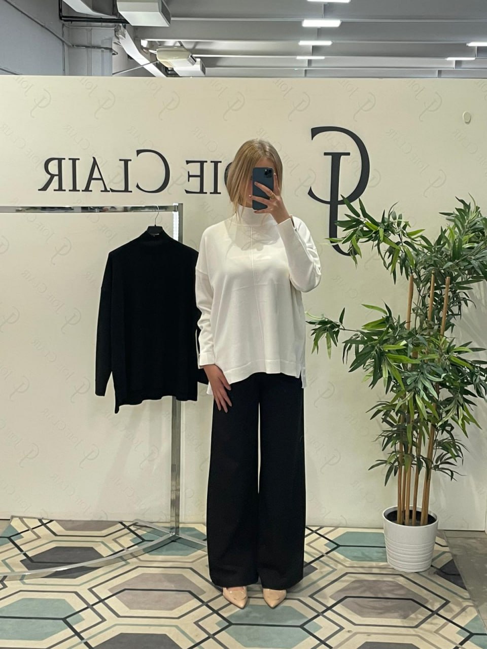 Фото Joie Clair (J-Clair)