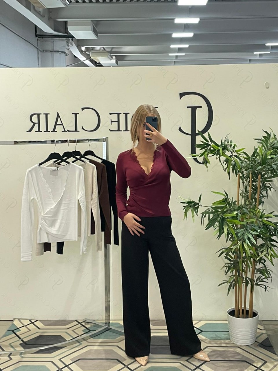 Фото Joie Clair (J-Clair)