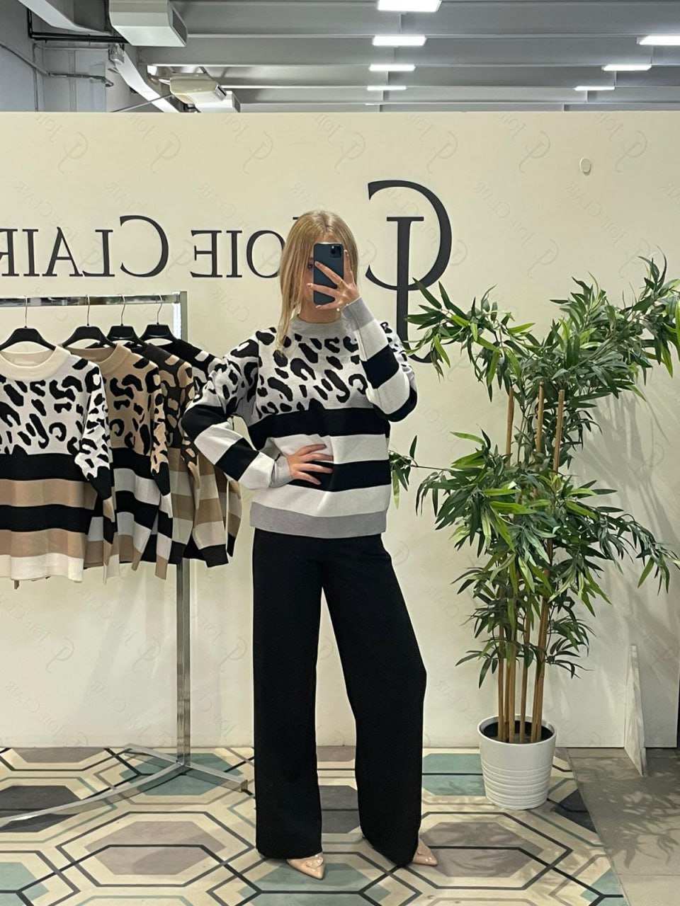 Фото Joie Clair (J-Clair)