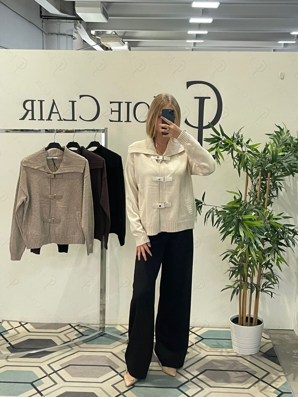 Фото Joie Clair (J-Clair)