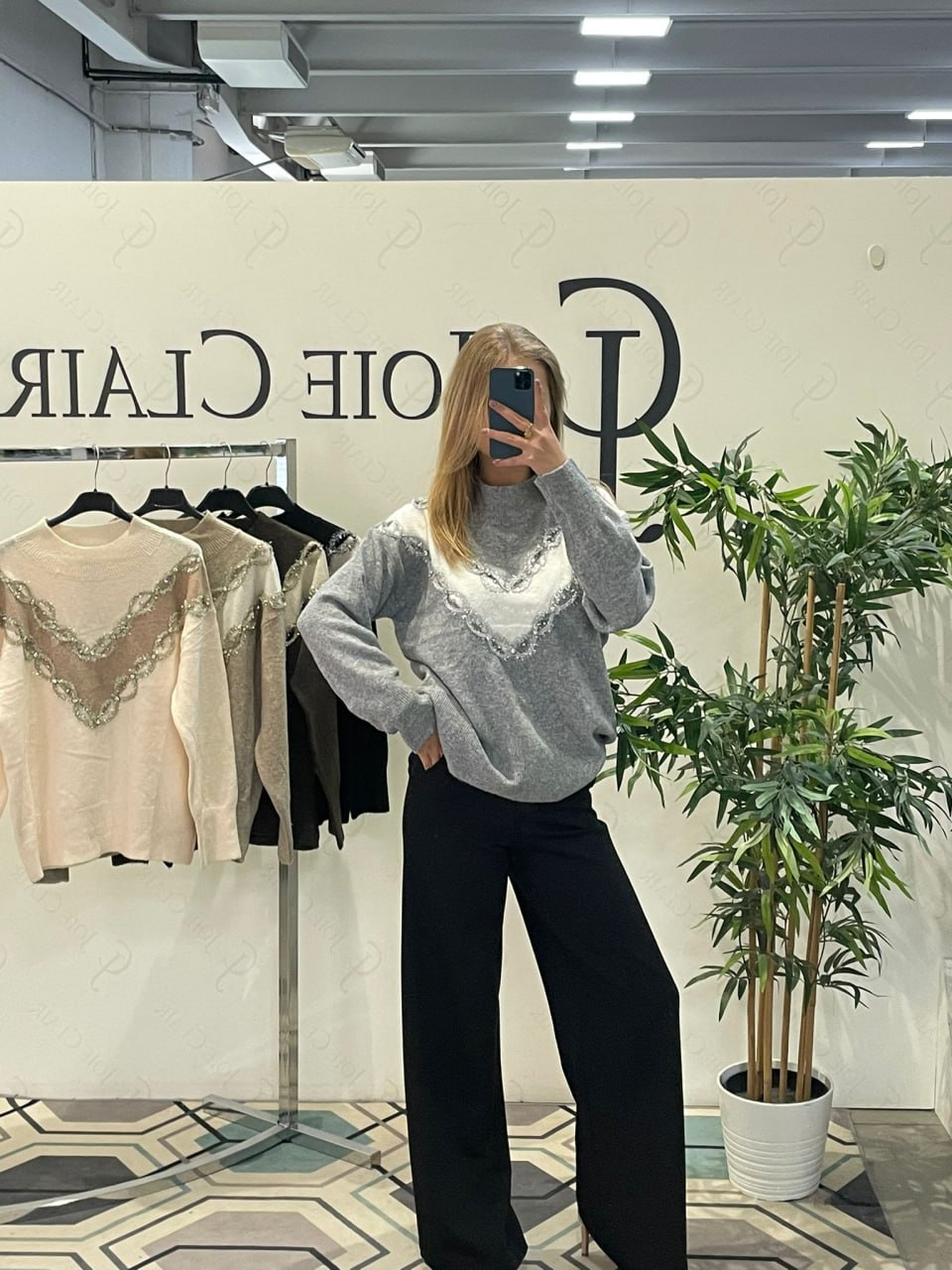 Фото Joie Clair (J-Clair)