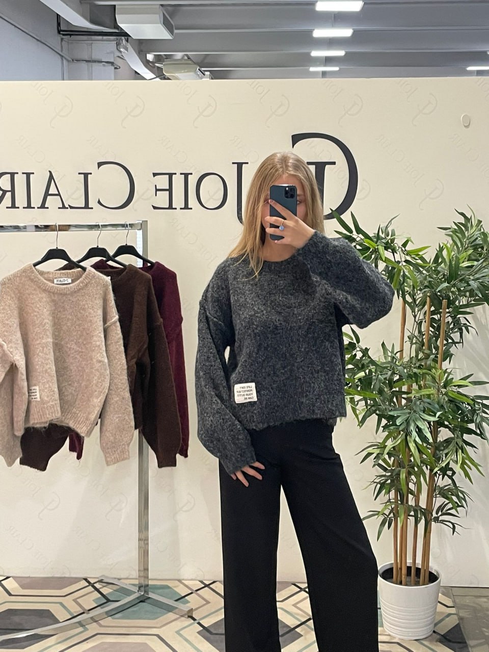 Фото Joie Clair (J-Clair)