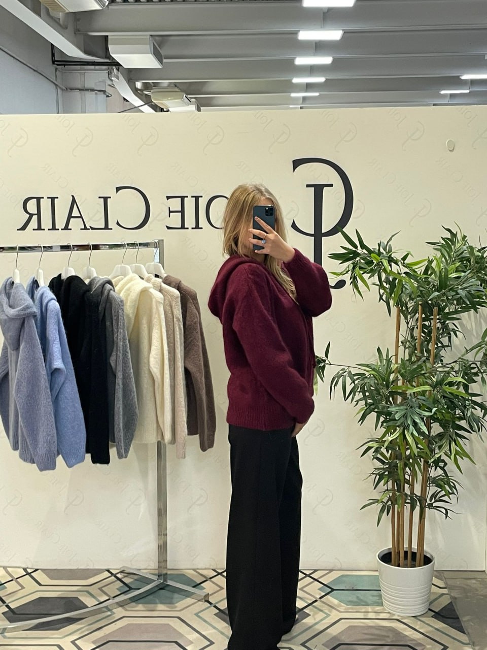 Фото Joie Clair (J-Clair)